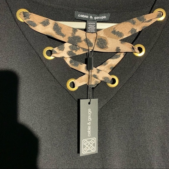 Women’s Cable & Gauge black cheetah print detail blouse size medium M - Picture 4 of 6